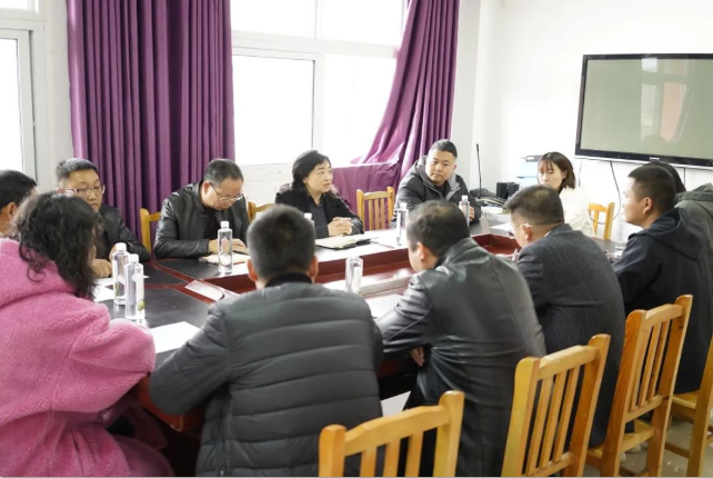 學(xué)院黨委委員、副院長黃瑛赴鄉(xiāng)村振興聯(lián)系點(diǎn)調(diào)研、宣講黨的二十大精神