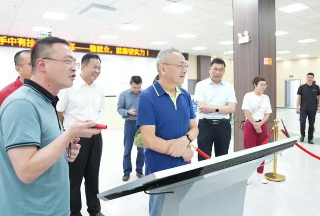 廣東省北京大學校友會一行到我院調(diào)研